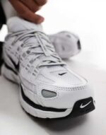 Изображение 4 Nike P-6000 серебристо-белые массивные кроссовки для мужчин